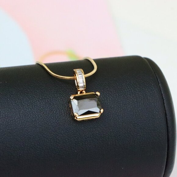 "Chic Black Emerald Cut Pendant with Gold Plated Baguette Bail, XPPT1778 - Picture 13 of 13